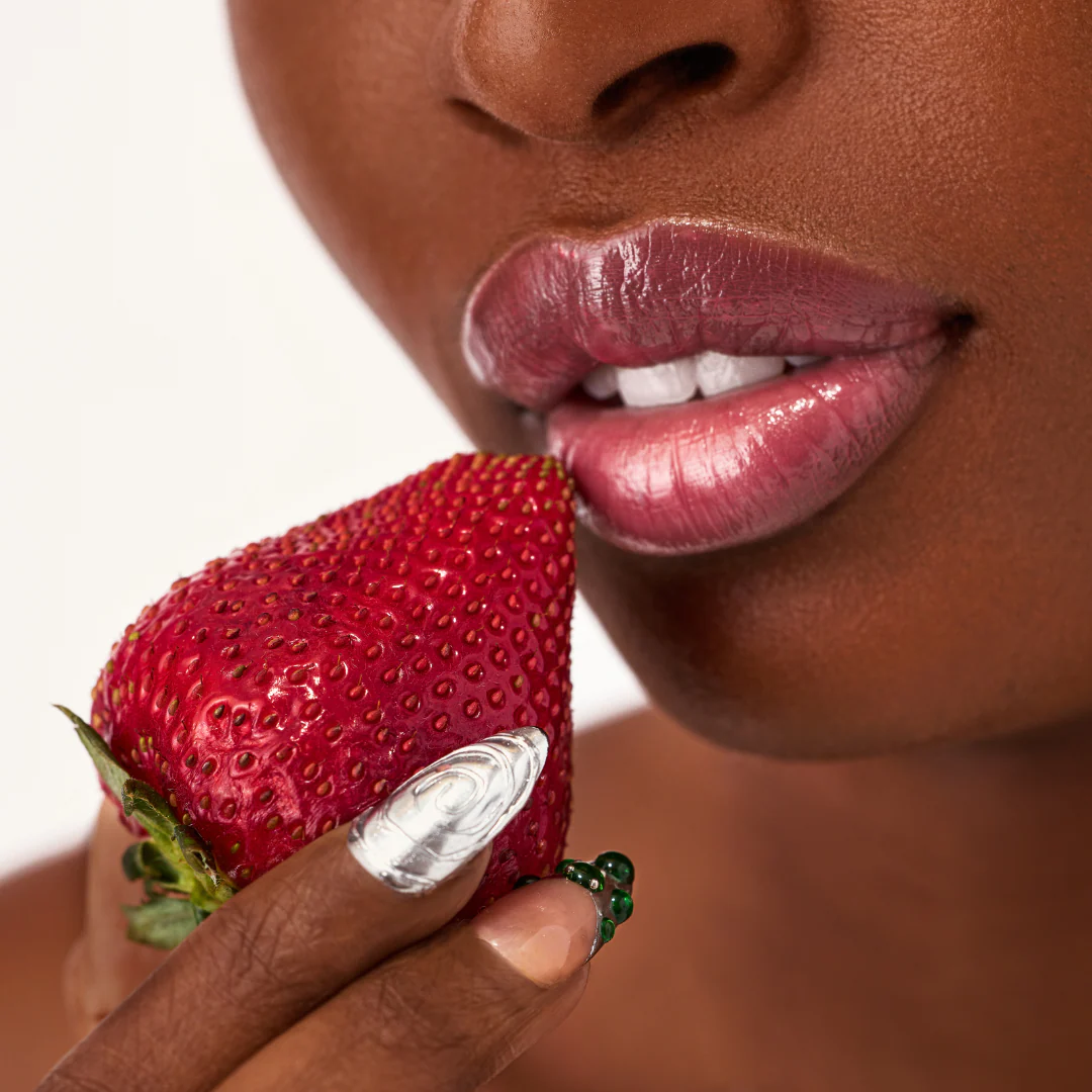 Speak Love Lip-Plumping Glossy Lip Balm - Image 8