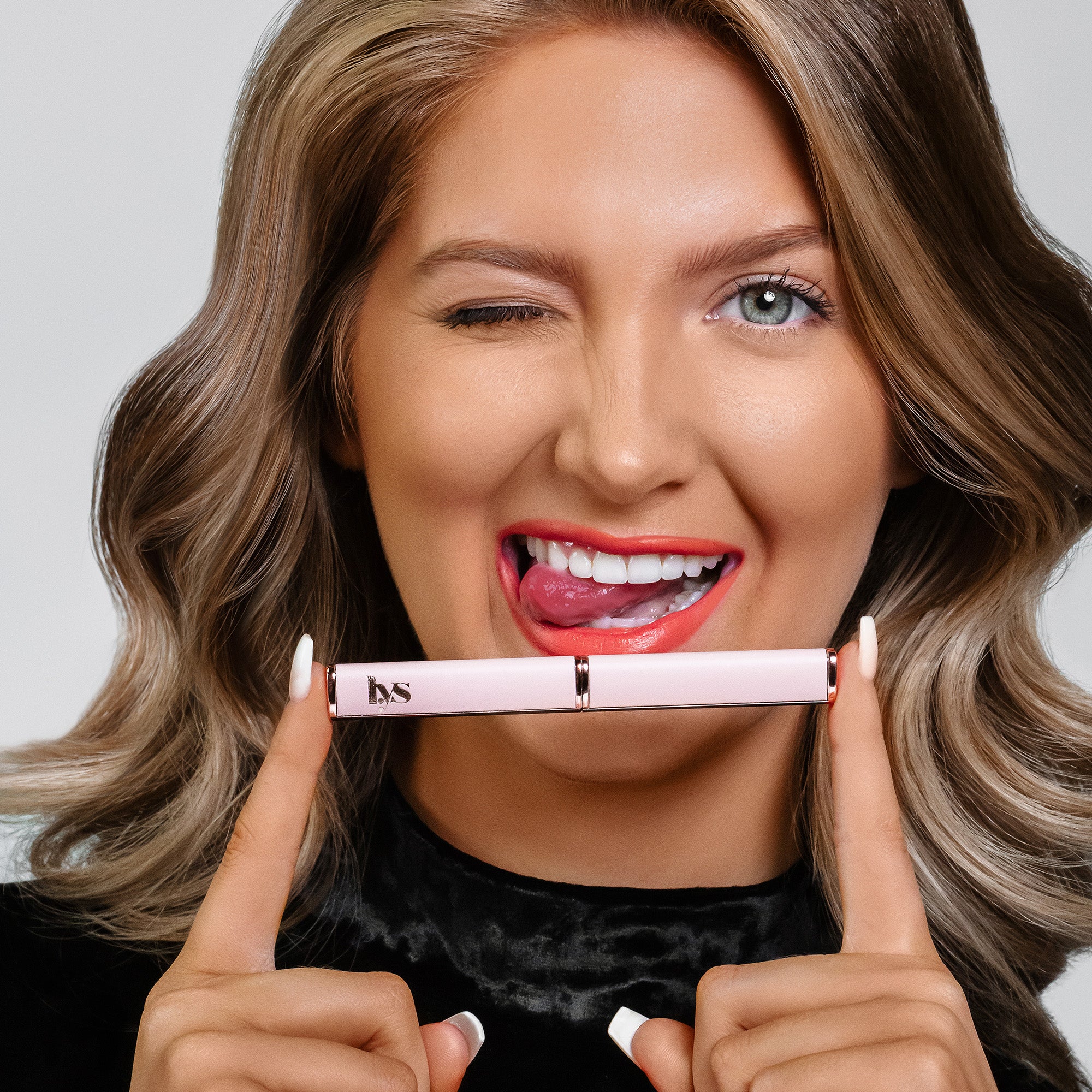 Speak Love Moisture Matte Lipstick - Image 15