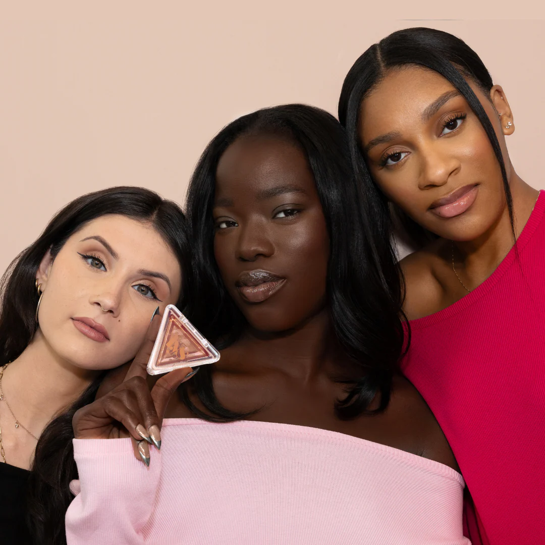 True Enlightenment Soft Focus Skin Finishing Powder - Image 27